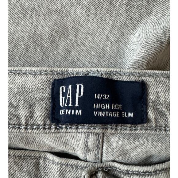 NWT GAP | Grey High Rise Distressed Vintage Slim Jeans | Size 14 - Picture 4 of 6